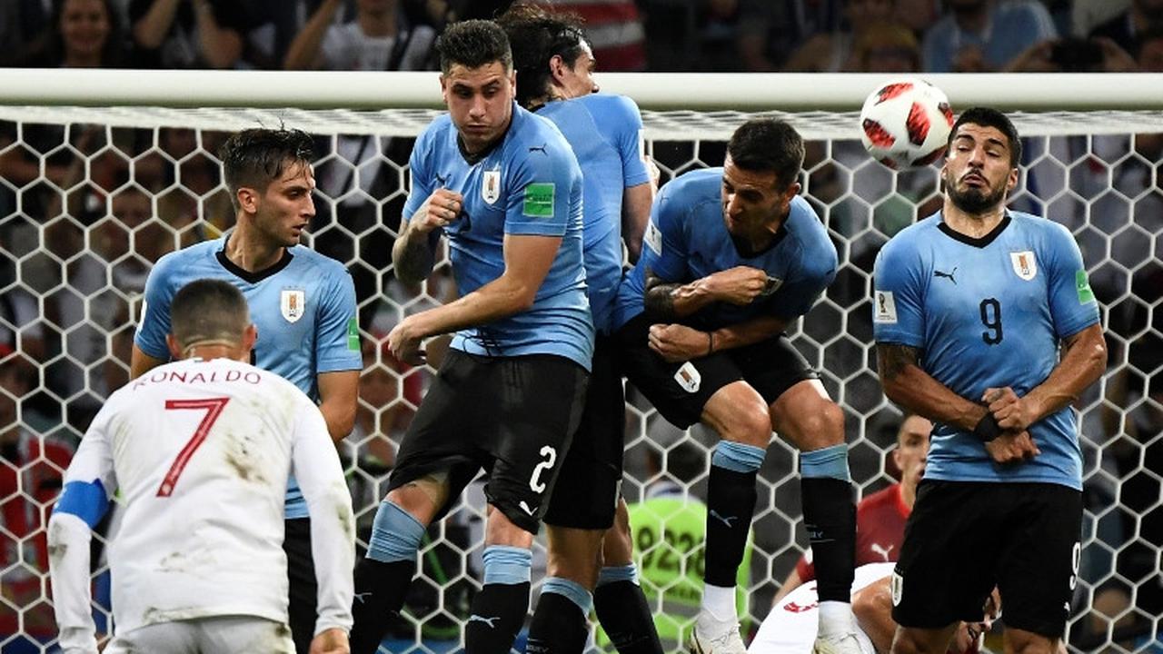 Uruguay Usir Ronaldo dkk dari Rusia,  Hajar 2-1