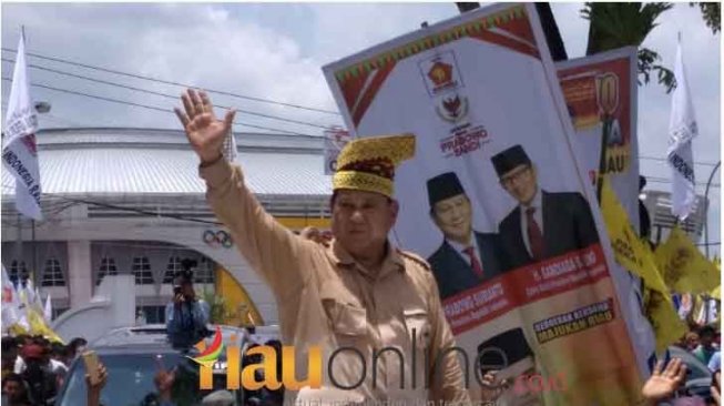 59835-capres-nomor-urut-02-prabowo-subianto-saat-safari-politik-di-riau-riauonlinecom