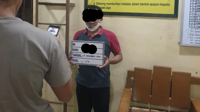 Mantan Ketua FPI Aceh Ditangkap Gara Gara Postingan “Polisi Siap Habisi Rakyat demi Cukong Keparat”