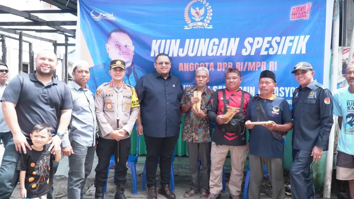 Anggota DPR RI Nabil Husein Kunjungi Korban Kebakaran di Loa Janan Ilir