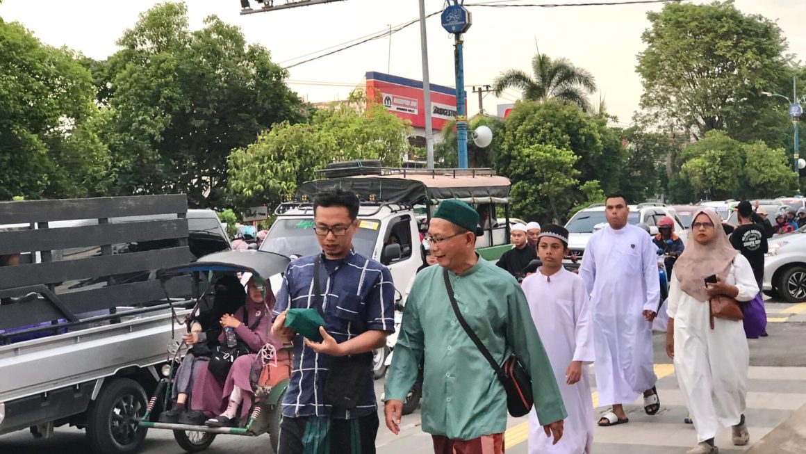 Jemaah  Guru Ijai Mulai Padati Kawasan Sekumpul, Pilih Bermalam di Masjid