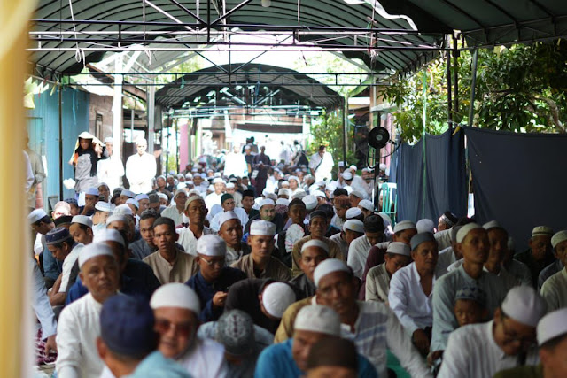 RAMAI: Kegiatan Haul ke-39 Amir Husin Bin Buajim yang digelar di Desa Lampihong Kanan, Kecamatan Lampihong, Kabupaten Balangan, Kamis (2/1/2025) lalu - Foto Dok Mardiana