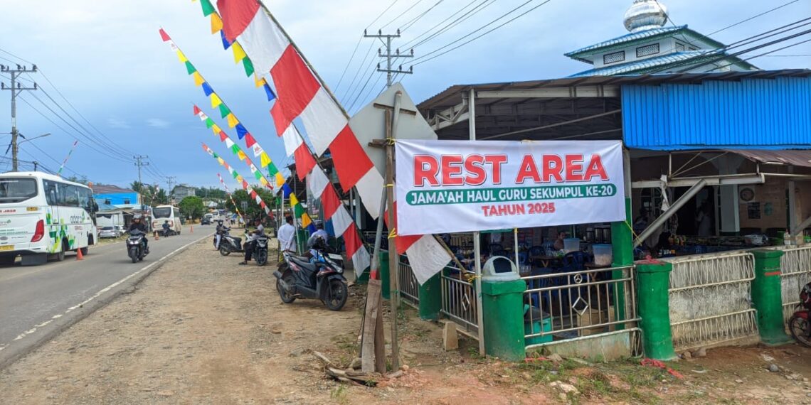 Bagi Warga Kaltim yang Menghadiri Haul ke 20 Abah Guru Sekumpul Lewat Jalan Darat,  Posko Rest Area di Tanjung,  Selain Makan Minum Ada Pijat Gratis